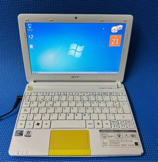 Acer Aspire One Happy 2 - Blanco/Amarillo