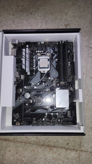 intel i7 8700k + Asus Z370P