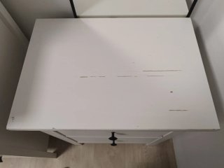 Mesitas de noche blancas de madera