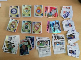 523 Cromos Este 26-27 + 80 Chicles, todos 1 y 2