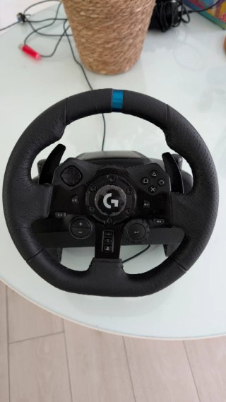 Volante Logitech G923 + Shifter PS5/PS4/PC
