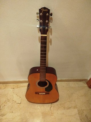 Funda para guitarra acústica Fender