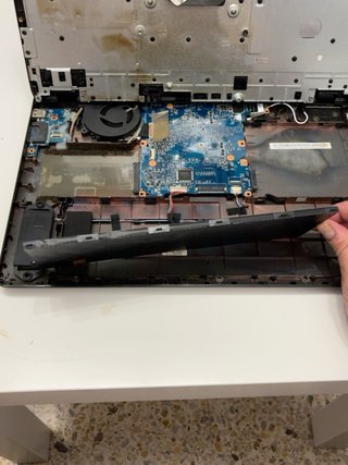 Acer Aspire ES1-512 para reparar o piezas