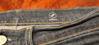 PANTALÓN LEVI´S 502 "STRONG" AZUL MARINO, W32 L32.