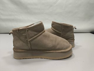 Botín UGG Beige Talla 40