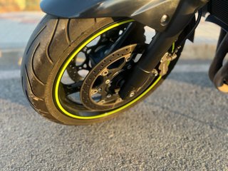 Suzuki GSR 600 Naked 2008 Negra