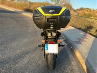 Suzuki GSR 600 Naked 2008 Negra