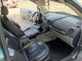 Volkswagen Beetle 2004