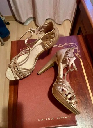Tacones Laura Amat Piel Dorados