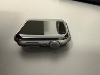 Apple Watch SE Space Gray