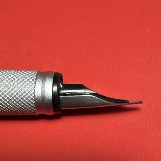 rOtring 600 sección principal original + plumín F