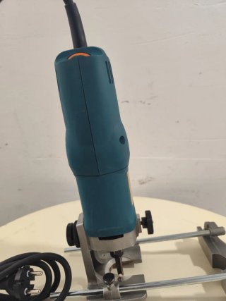Fresadora Virutex FR192N