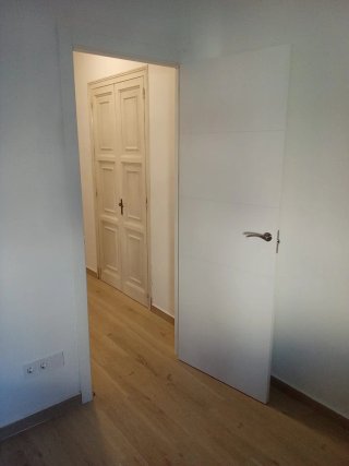 Montaje de puertas y tapetas