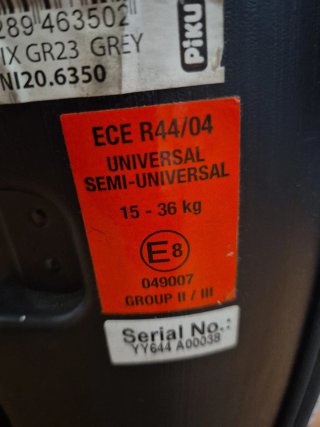 Silla de coche Piku con Isofix