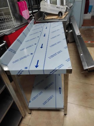 Mesa de trabajo inoxidable