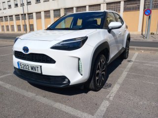 Toyota Yaris Cross 2024 híbrido