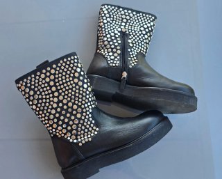 Stivali biker Twin Set borchiati neri