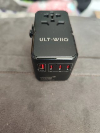 Adaptador de viaje universal ULT-WIIQ 120W