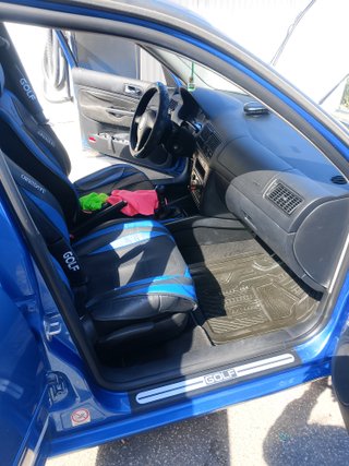 Volkswagen Golf 2000