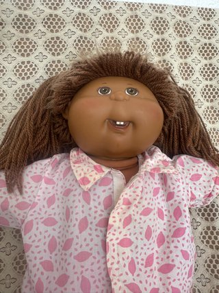 Muñeca Cabbage Patch Kids Mulata Pelo Castaño