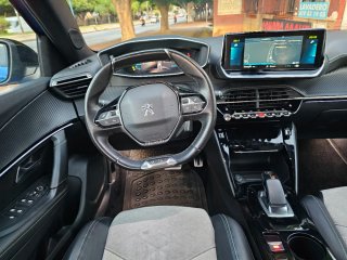 Peugeot e-2008 GT PACK 136 cv Muy Bonito año 2021