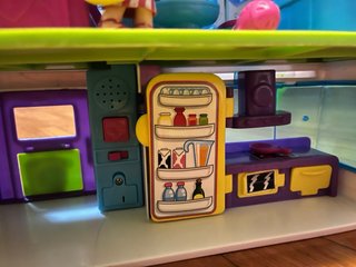 Casita Pin y Pon con figuras y accesorios