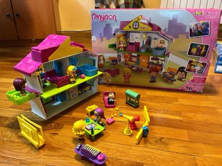 Casita Pin y Pon con figuras y accesorios