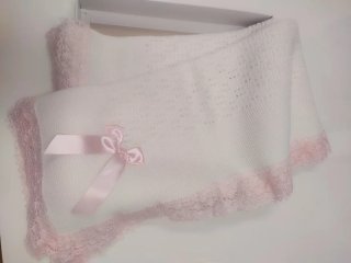 Manta o toquilla para bebé con lazo rosa