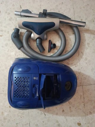 Aspiradora Bluesky 1600W