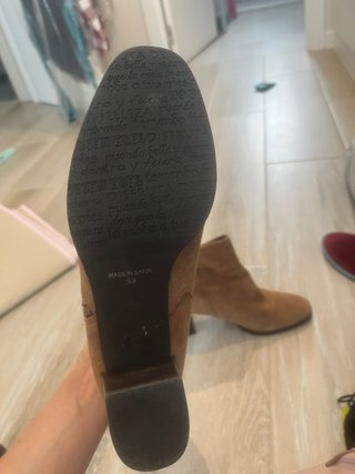 Botines de ante marrón