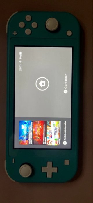 Nintendo Switch Lite Verde + 2 Juegos