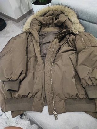 Plumífero Bimba y Lola con capucha talla oversize