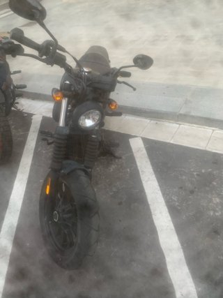 Hyosung Aquila 125 Negra