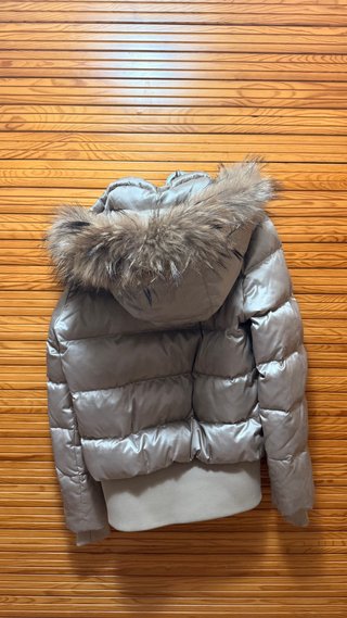 Plumas Bomber Beige Satinado con Capucha