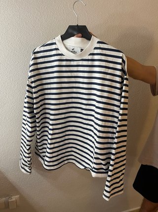 Sudadera rayas blanca y azul marino