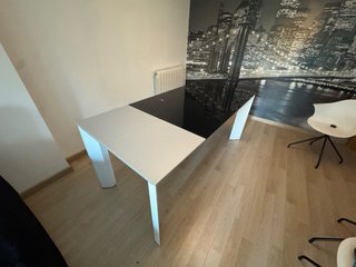 Mesa de comedor cristal y madera