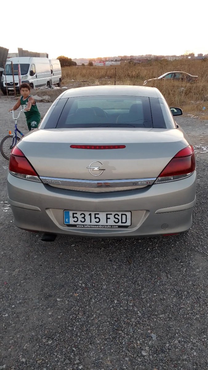Opel Astra 2007, foto 5