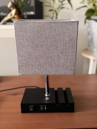 Lámpara de noche con USB y cargador