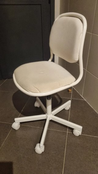 Silla escritorio infantil beige