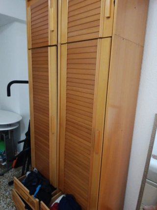 Armario de madera 2 puertas