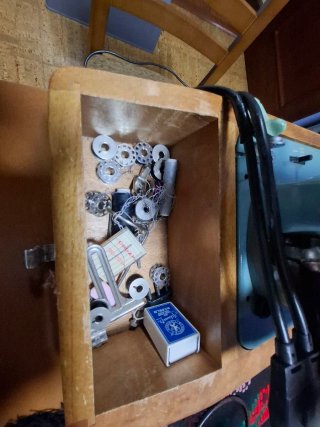 Máquina de coser ALFA De Luxe