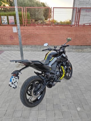 Zontes Z2 125cc Naked Negra/Amarilla