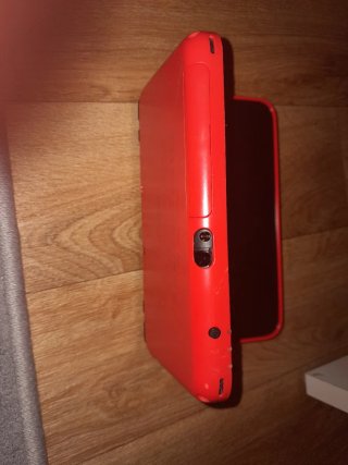 Nintendo DS Lite Poké Ball