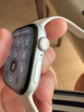 Apple Watch Serie 10 caja aluminio pulsera blanca