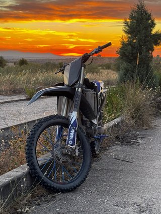 Yamaha YZ250F Motocross Negra/Azul