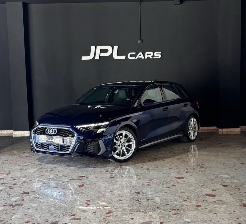 Audi A3 2020, foto 2