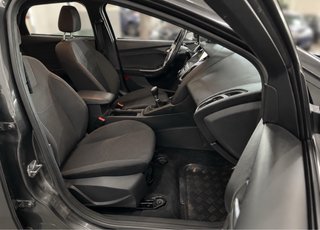 Ford Focus ST-line-182cv-Manual-Gasolina-Año 2018