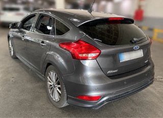 Ford Focus ST-line-182cv-Manual-Gasolina-Año 2018