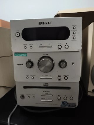 Minicadena Sony Beige
