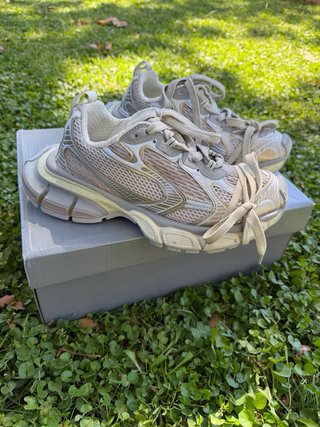 Zapatillas Beige y Blancas 1:1